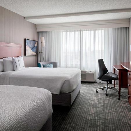 Courtyard By Marriott Denver Airport Bagian luar foto