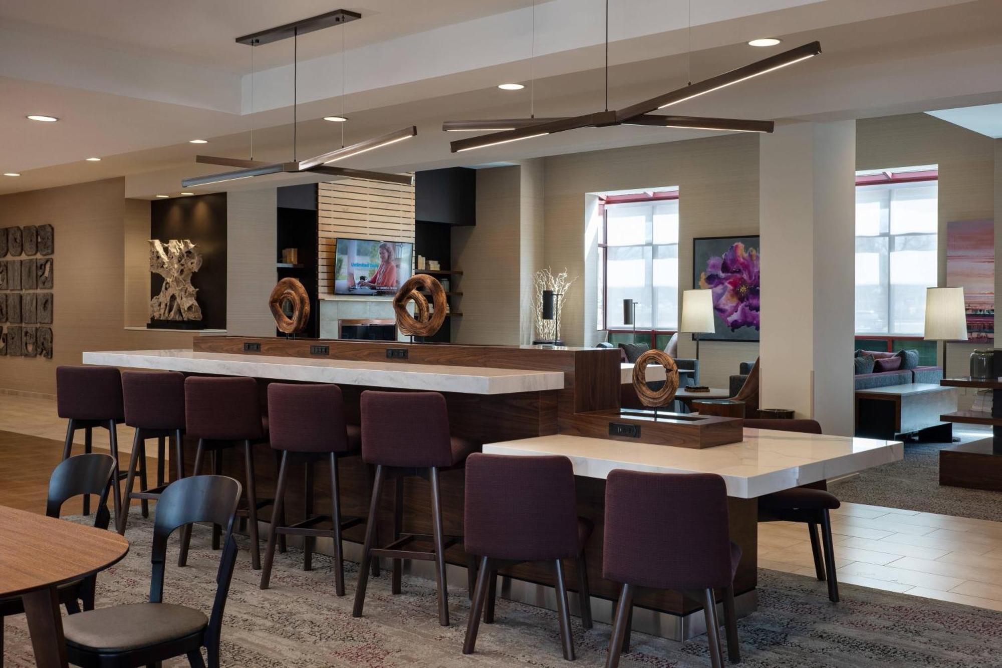 Courtyard By Marriott Denver Airport Bagian luar foto
