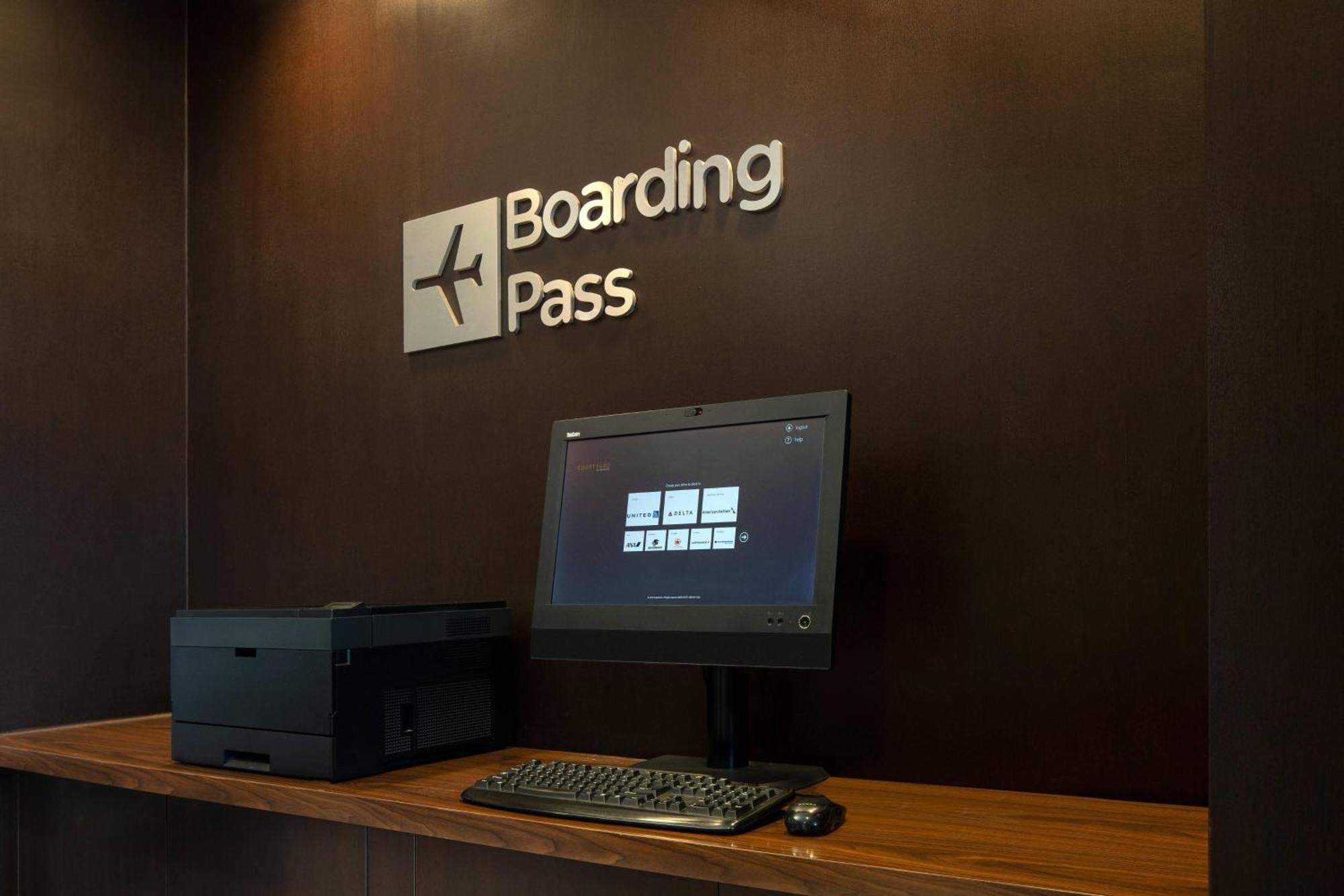 Courtyard By Marriott Denver Airport Bagian luar foto