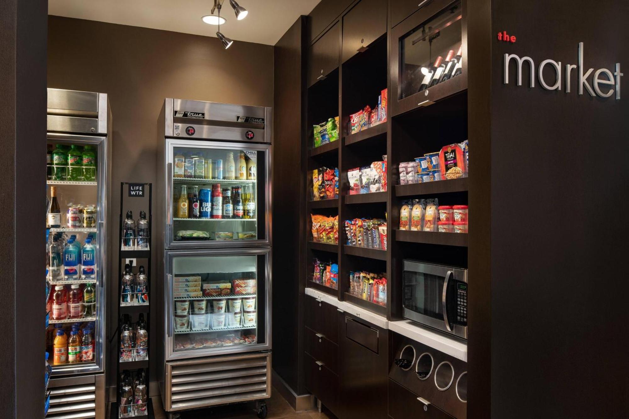 Courtyard By Marriott Denver Airport Bagian luar foto