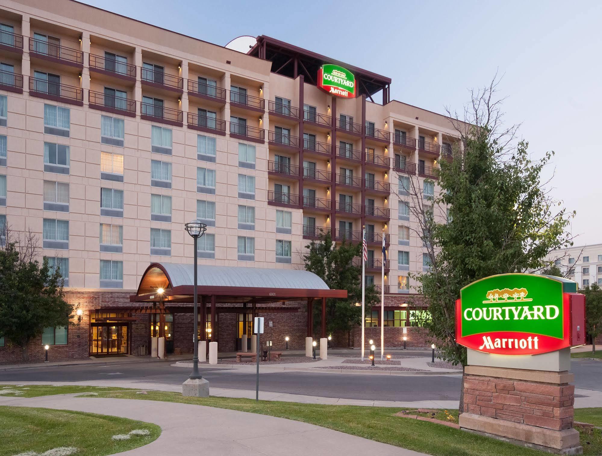 Courtyard By Marriott Denver Airport Bagian luar foto